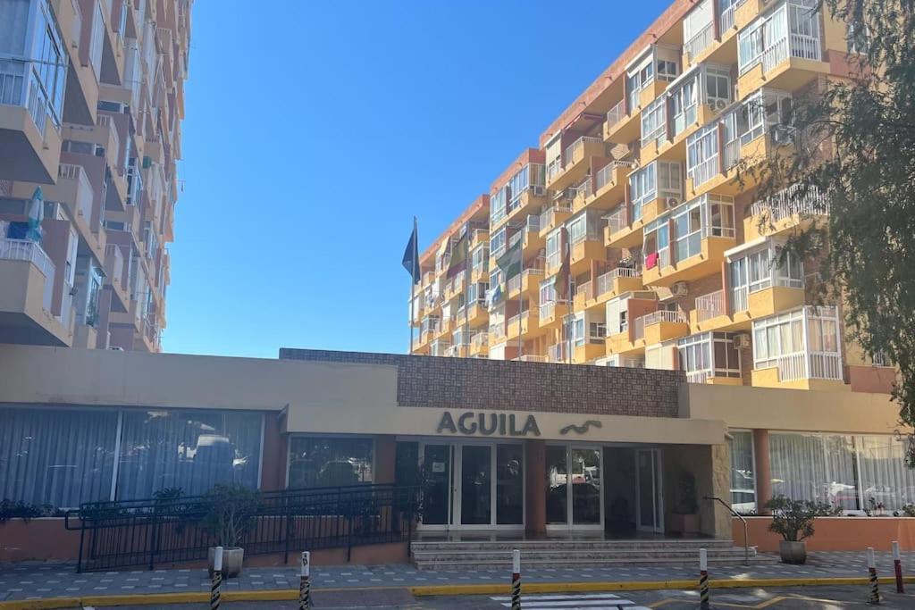 Estudio Aguila Con Vistas Al Mar Бенальмадена Экстерьер фото